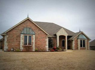 1606 Happy Vly, Shawnee, OK 74804