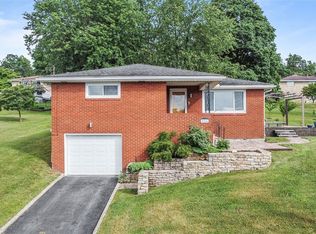 524 Beechwood Dr, Latrobe, PA