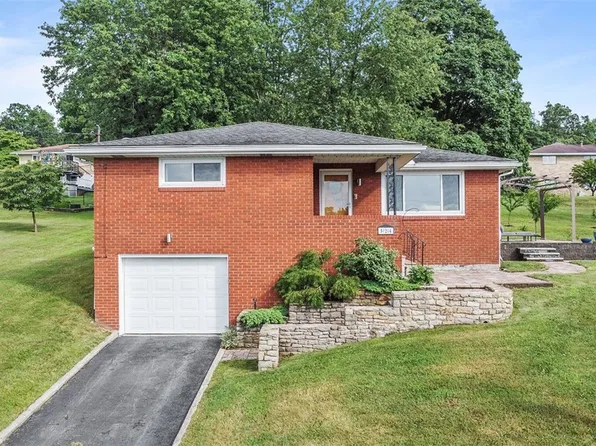 524 Beechwood Dr, Latrobe, PA 15650