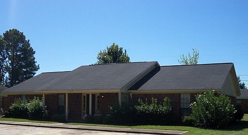 1st image of 113 Park Cir #B