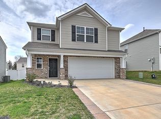 1232 Stamp Lodge Rd, Kingsport, TN 37660