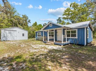 464 NE 144th St, Cross City, FL 32628