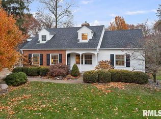 777 25th Avenue Ct, Moline, IL 61265