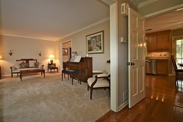 Hardwood Foyer