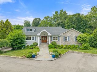 130 Carthage Rd, Scarsdale, NY 10583