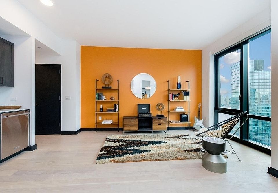1st image of 21 W End Ave APT 3901