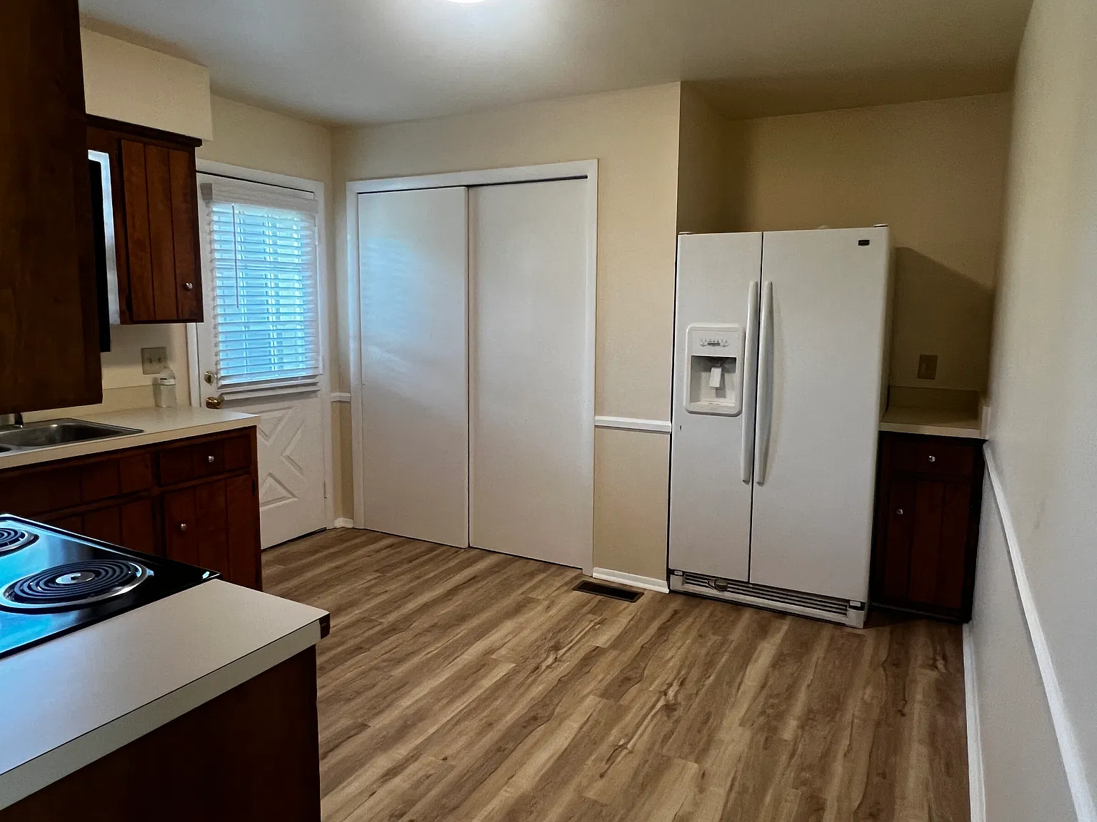 2 bed, 850 sqft, $1,450 — Photo 4