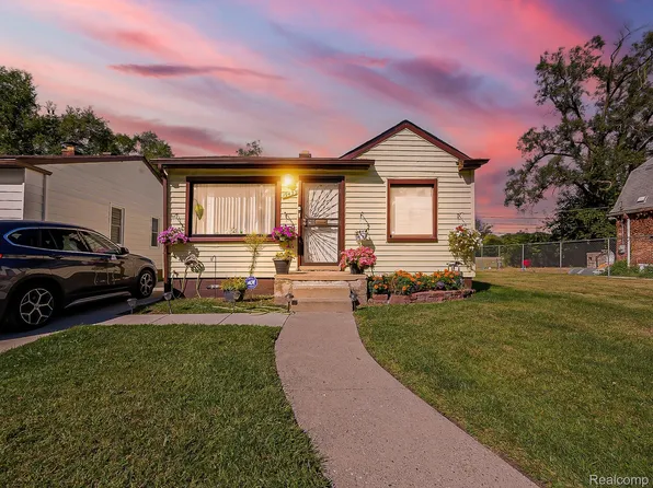 19433 Fenmore St, Detroit, MI 48235