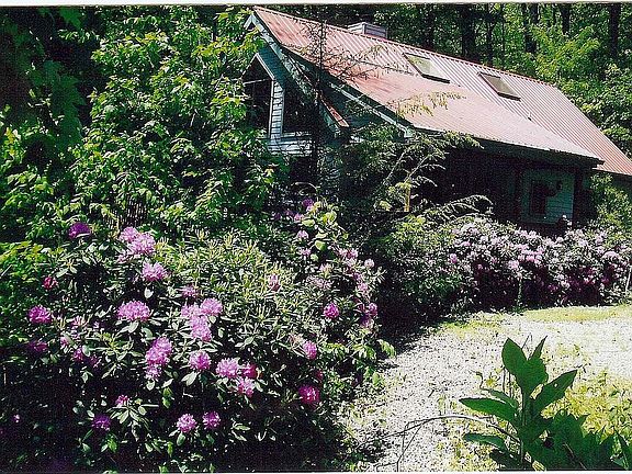 2nd image of 297 Hope Cir