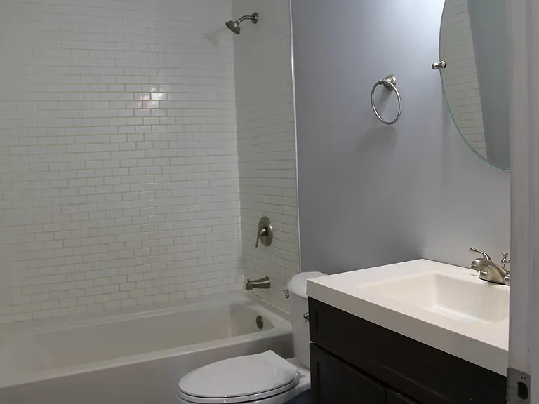 1419 Filbert St — Photo 12
