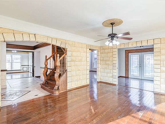 4th image of 716 Bridget Way
