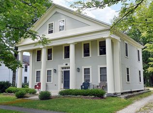 15 Common St, Petersham, MA 01366