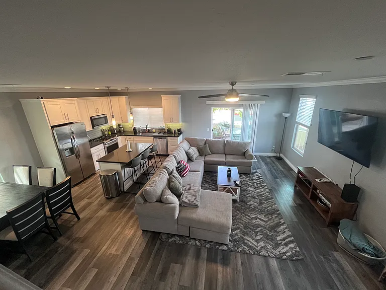 1291 Donax Ave — Photo 9
