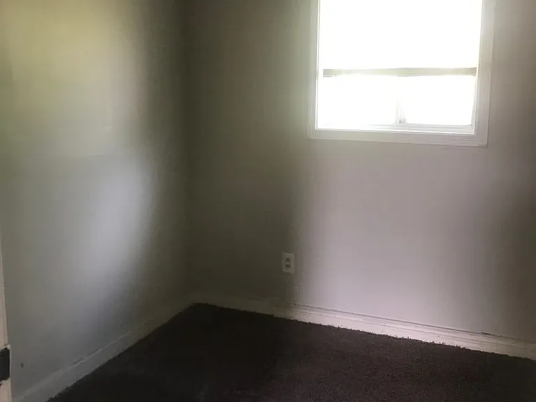 7312 Mansfield St — Photo 9