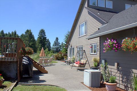 5th image of 2615 174th Ave SE