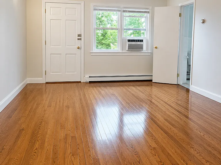 18 Fairfield Ave #BA3 — Photo 2