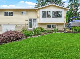 2433 199th Pl SW, Lynnwood, WA 98036