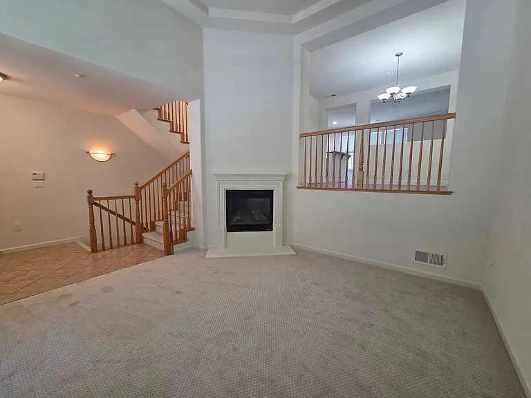 3727 Whitworth Dr — Photo 4