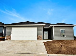 1 Mulberry Loop, Minot, ND 58703