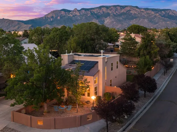 8400 Manuel Cia Pl NE, Albuquerque, NM 87122