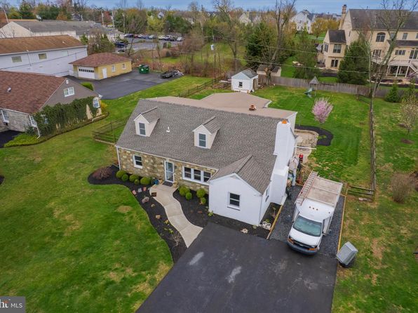 1833 Norristown Rd, Maple Glen, PA 19002