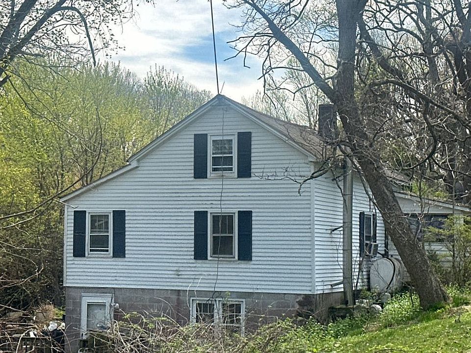 2nd image of 806 Coen Rd