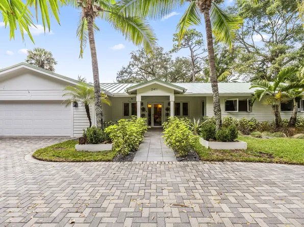 2411 SW 29 Way, Fort Lauderdale, FL 33312