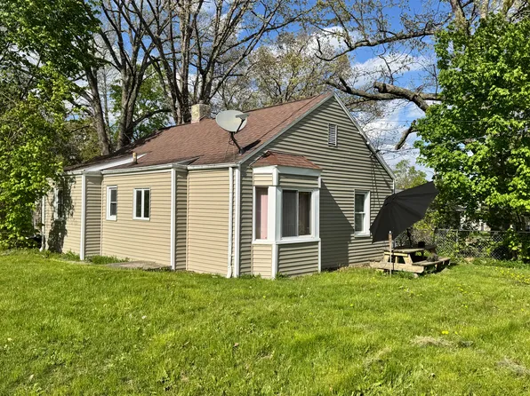 (undisclosed Address), Lansing, MI 48912