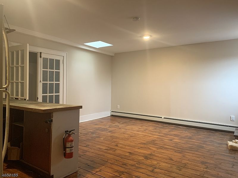 1st image of 35 Main St