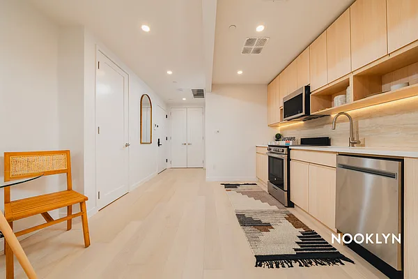 Rented by Nooklyn NYC LLC | media 40