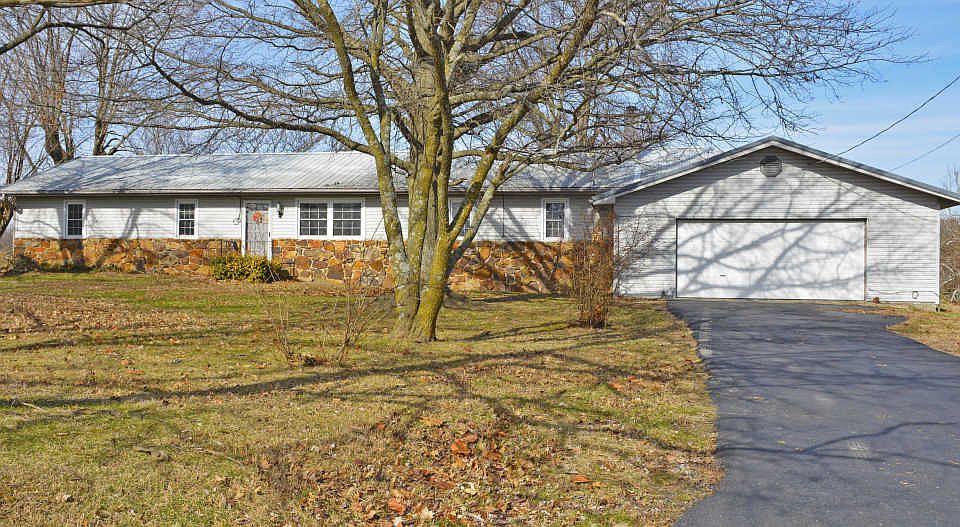 1st image of 13582 Farm Road 2175