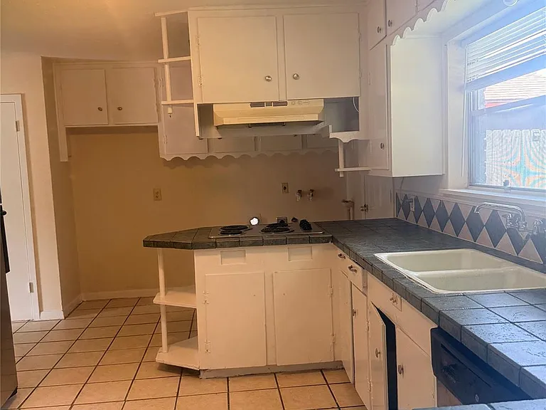7623 Wilmerdean St — Photo 12