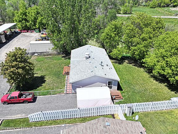 3rd image of 4055 Pinion St