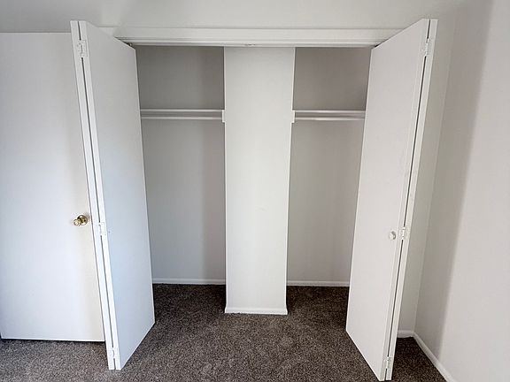 5th image of 711 3rd St APT F6