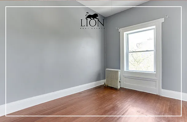 Rented by The Lion Real Estate | media 12