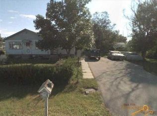 1712 Sharp Dr, Rapid City, SD 57703