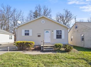 1205 Packard Dr, Akron, OH 44320