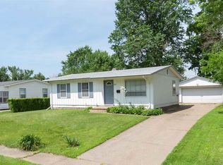 2522 N Gayman Ave, Davenport, IA 52804