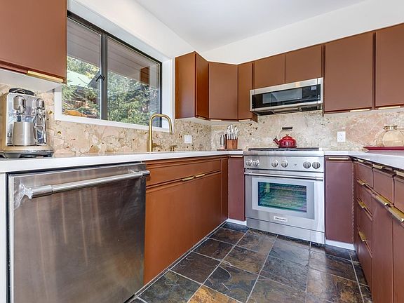 5th image of 2290 Brandywine Way