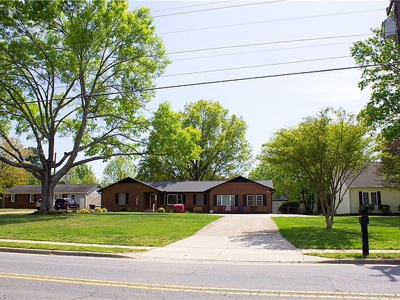 3rd image of 1622 Ardmore Rd