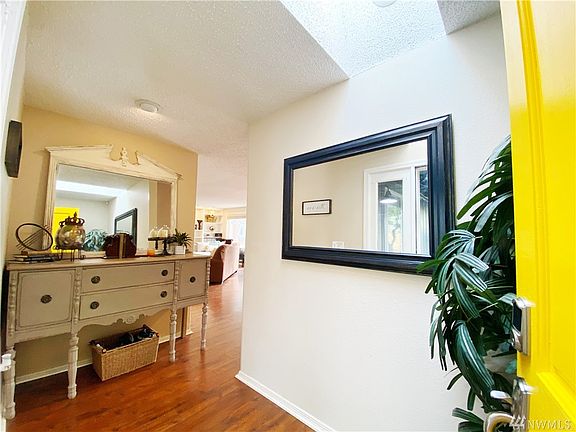 4th image of 6336 Cotton Dr SE