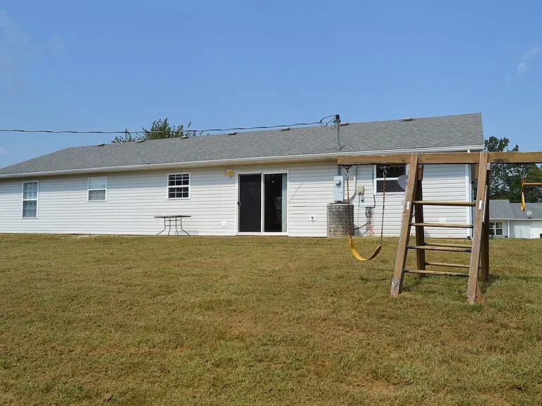 14620 Hobby Dr — Photo 25