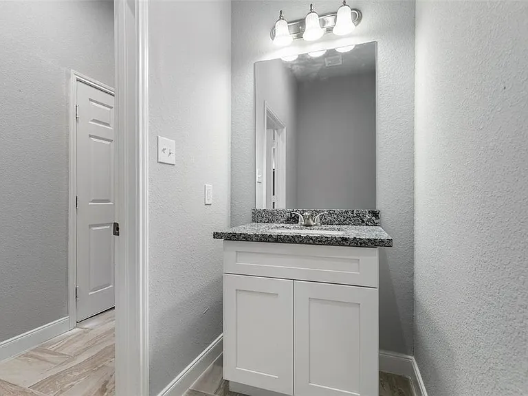 17403 Harmony Hill Dr — Photo 21