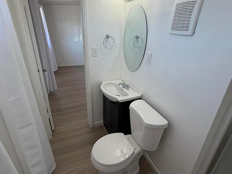 2150 W Missouri Ave #104 — Photo 9