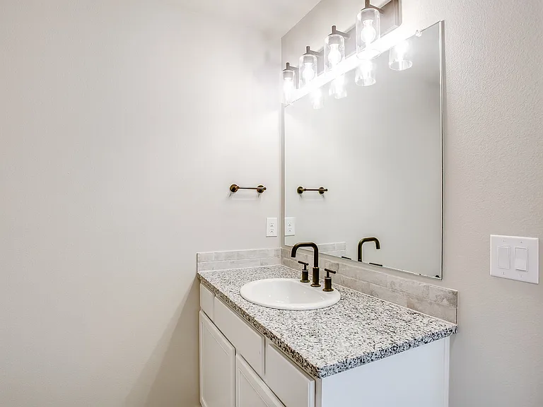 13206 Terrell Ave — Photo 10