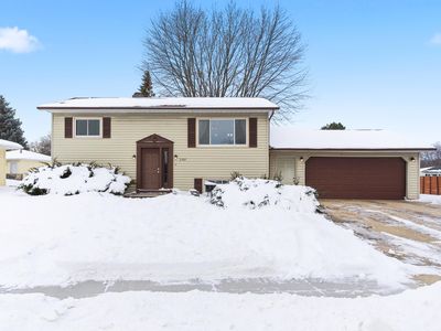 1707 Schaefer Cir, Appleton, WI, 54915