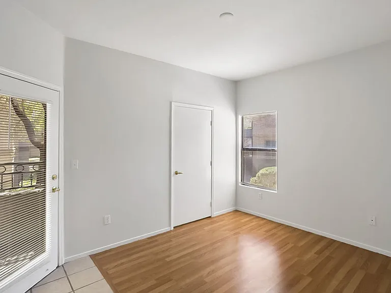 8250 N Grand Canyon Dr #1137-20 — Photo 22