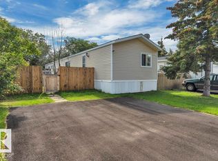 57 4850th Ctr, New Sarepta, AB T0B3M0
