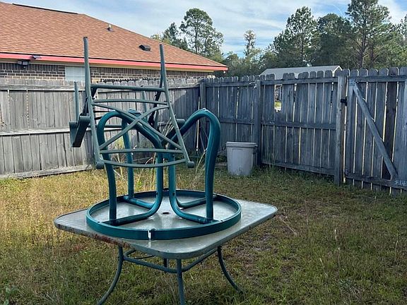 4th image of 867 Lyndsi Ln