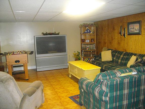 Lower Level Family Room